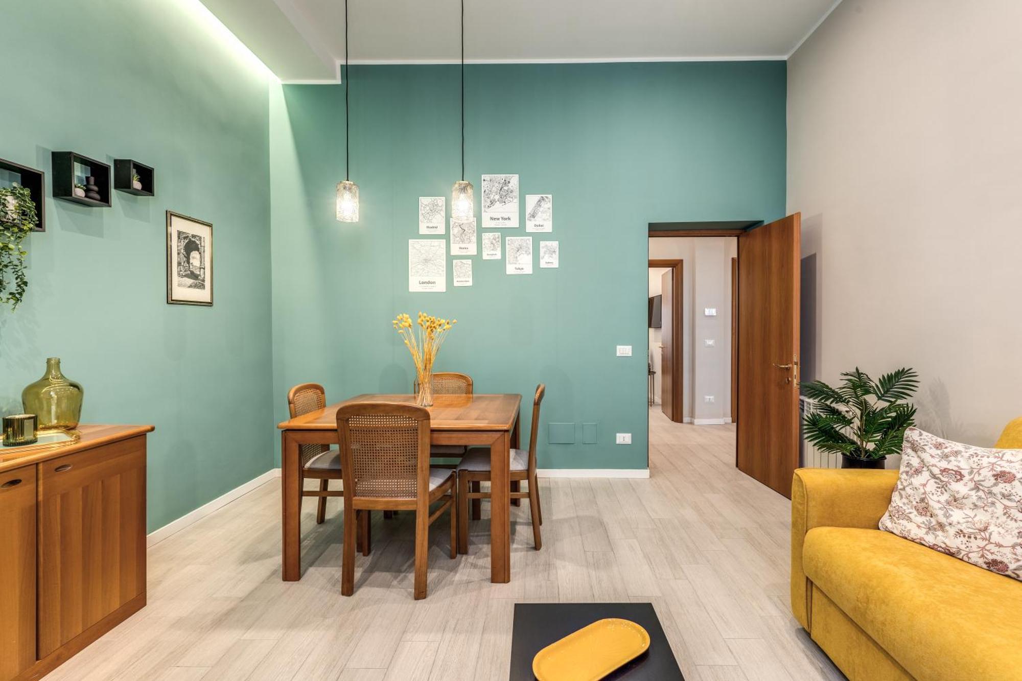 Pretorius Charming New Roma