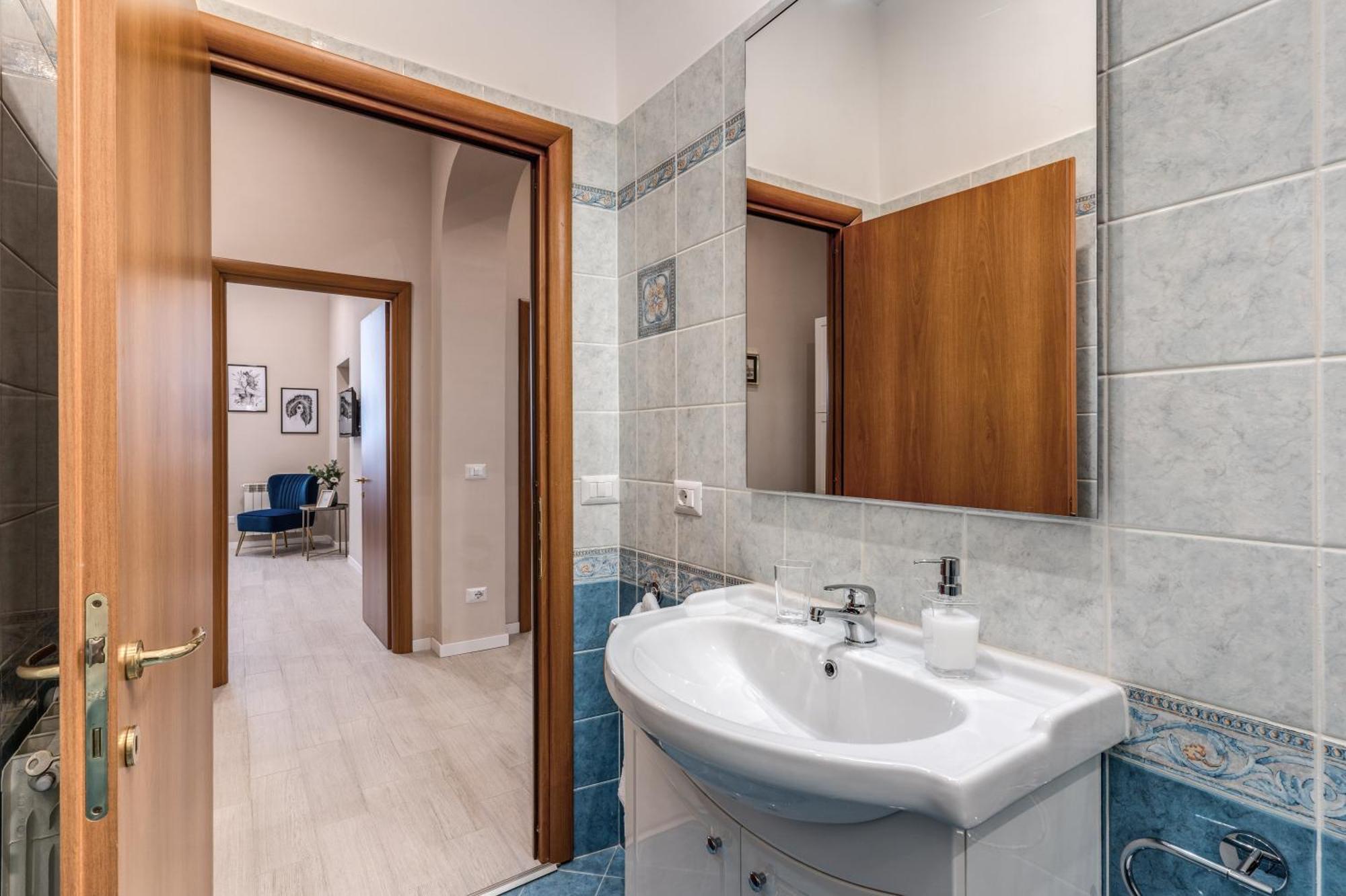 Pretorius Charming New * Roma