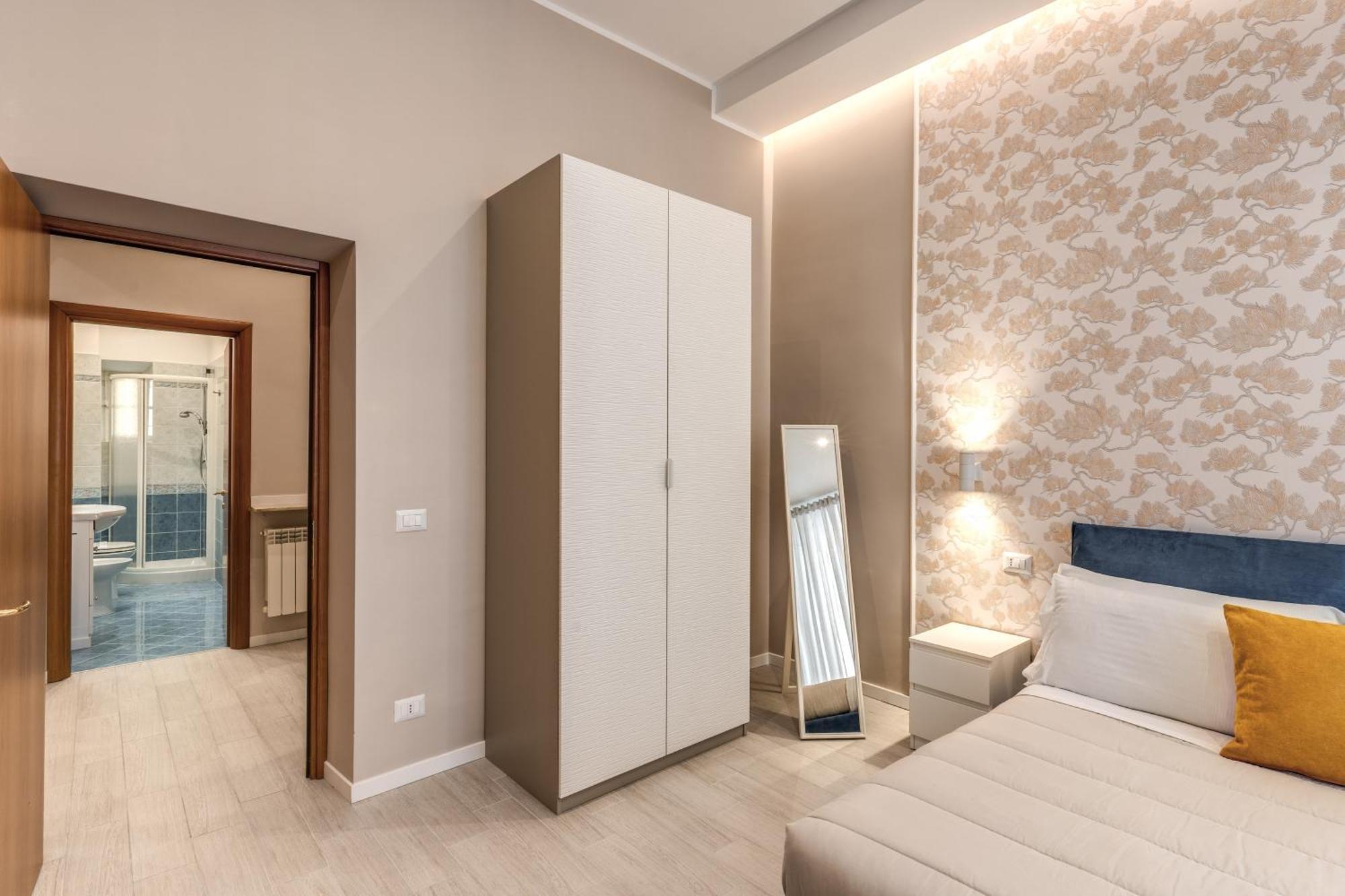 Pretorius Charming New Roma