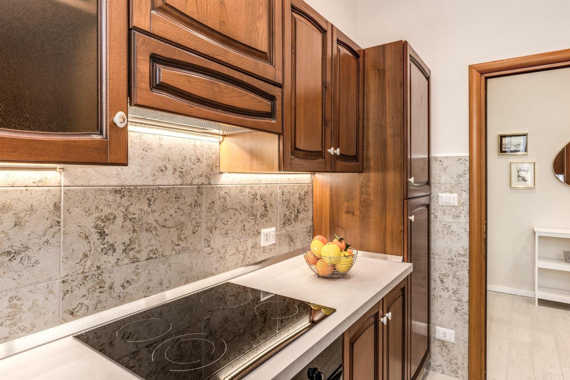 Pretorius Charming New * Roma